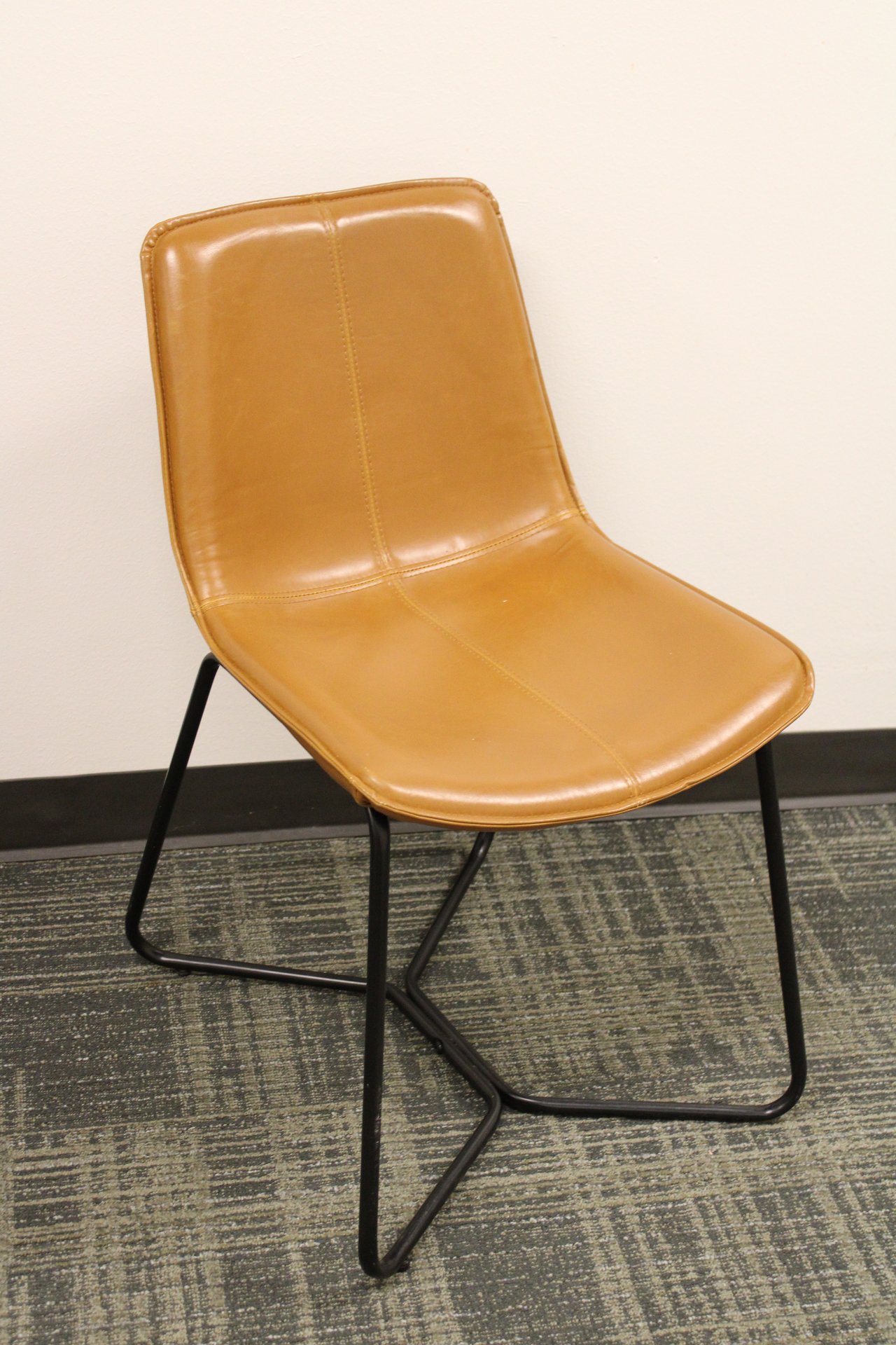 dinning table and chairs